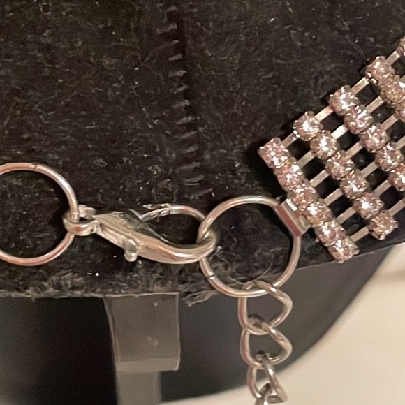 MCM 27” silver tone 6 row w/636 prong set Austrian crystals Tennis necklace - Picture 10 of 14